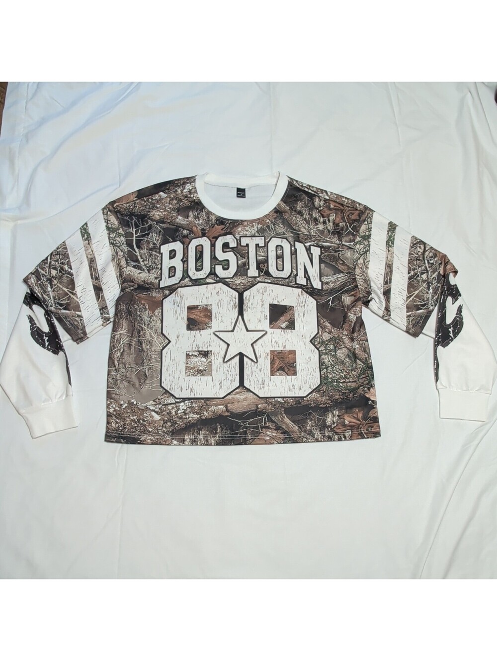 Manfinity Men's Size S Brown Camo Graphic Logo Crew Neck Long Sleeve T-Shirt